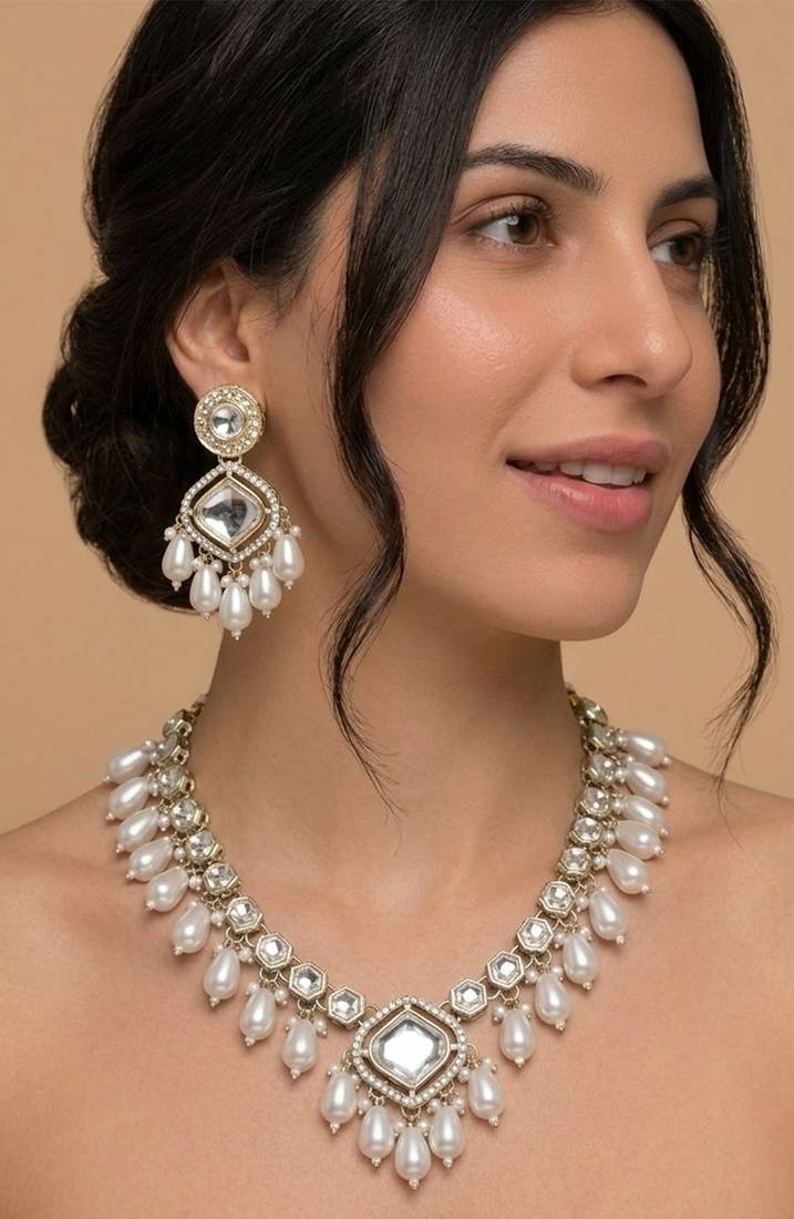 Pearl & crystal side-profile set