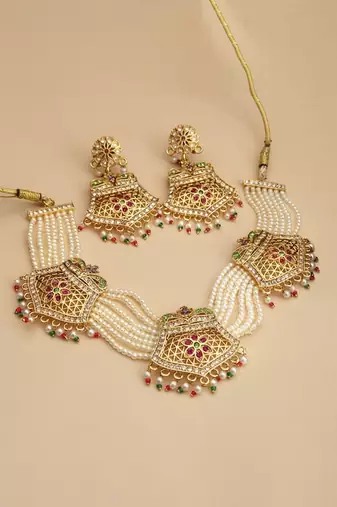 Gold pearl bridal set