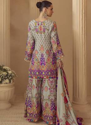 Multicolor crepe printed palazzo set 3