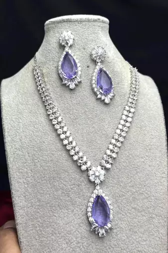 Amethyst Purple Bridal Jewelry Set, Tear Crystal Necklace, Drop Earrings, Lavender Wedding Accessory