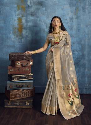 Gray zari tissue handloom weaving saree 1