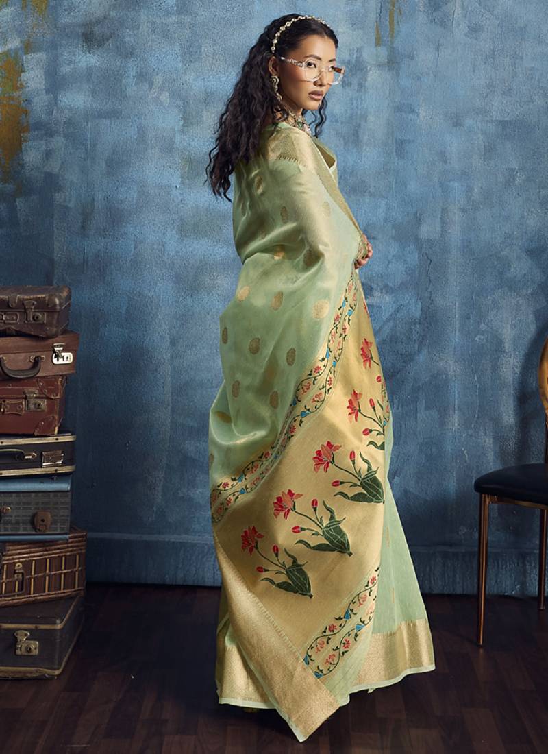 Pista zari tissue handloom weaving saree