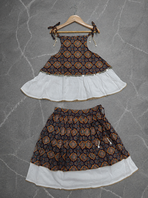 Girls floral cotton navratri lehenga choli set with mirror lace & peplum top 3