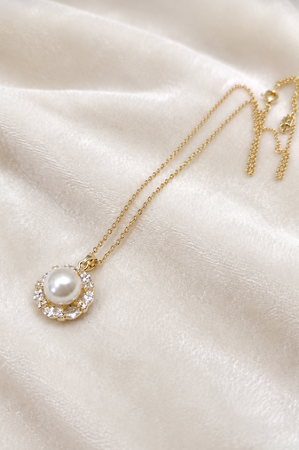 Pearl pendant necklace with crystal halo, gold-tone chain