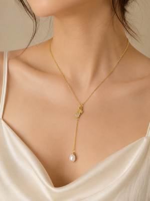 Gold-plated lariat necklace with freshwater pearl pendant 2