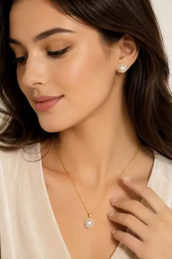 Pearl and crystal halo pendant necklace and stud earrings set