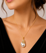 Baroque pearl pendant necklace with gold floral setting