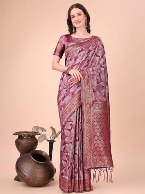 Mauve floral print cotton silk blend saree with zari pallu 3