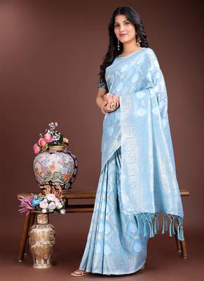 Light blue cotton silk blend woven saree with zari work 3