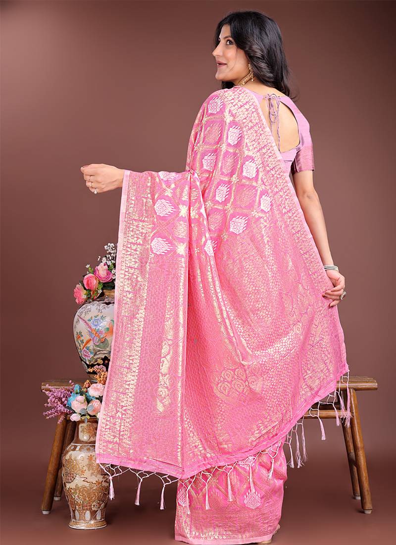 Pink cotton silk blend woven saree with zari work