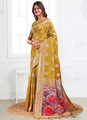 Mustard woven linen silk blend saree with floral print pallu 3