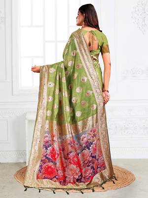 Light green woven linen silk blend saree with floral print pallu 2