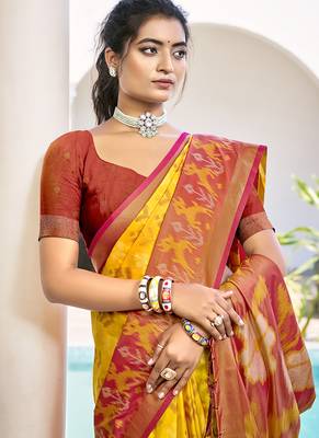 Mustard & maroon woven pochampally silk blend saree with unstitched blouse piece 2