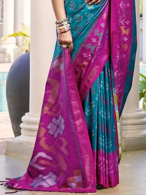 Teal blue & magenta woven pochampally silk blend saree with unstitched blouse piece 3