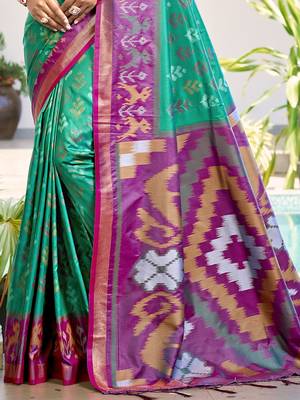 Sea green & purple woven pochampally silk blend saree with unstitched blouse piece 3