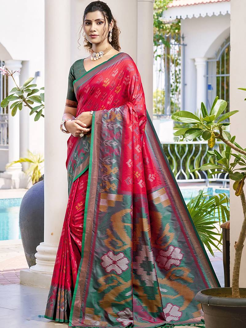 Red & dark green woven pochampally silk blend saree with unstitched blouse piece