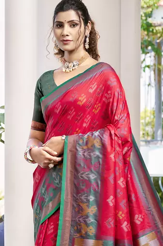 Red & dark green woven pochampally silk blend saree with unstitched blouse piece