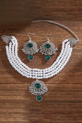 Silver plated faux emerald & beads studded necklace earrings set ethnic jewellery for women 1