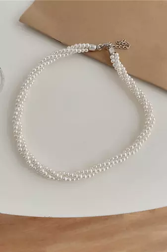 Silver plated white beads studded necklace stylish casual jewellery for women & girls (px9n56)
