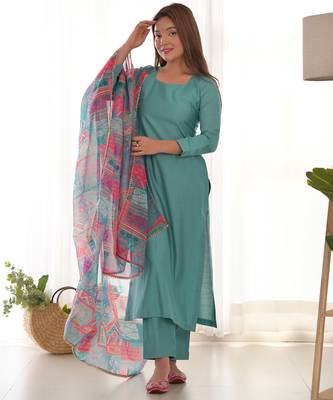 Women's Beautiful Solid Viscose Fabric Straight Kurta Pant and Dupatta Set 1
