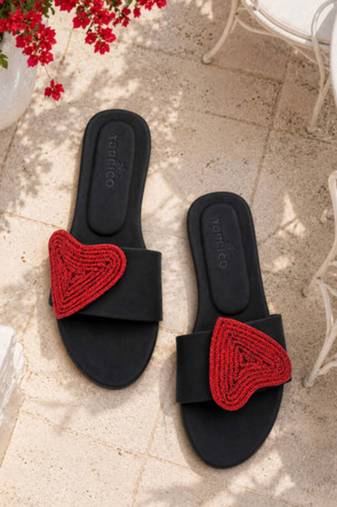 Black rhinestone faux leather heart flats for women