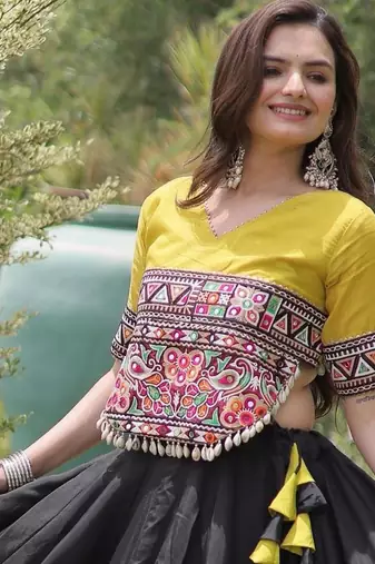 Parrot and Black Roman Kutchi Gamthi Work Blouse With Gota & Mirror Work Flared Lehenga
