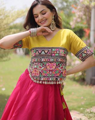 Parrot and Pink Roman Kutchi Gamthi Work Blouse With Gota & Mirror Work Flared Lehenga 3