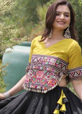 Parrot and Black Roman Kutchi Gamthi Work Blouse With Gota & Mirror Work Flared Lehenga 5
