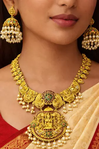 Antique Gold Lakshmi Haram Necklace Earrings Set, South Indian Bridal Kemp Stone Pearls