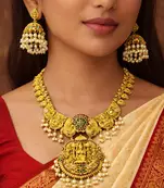 Antique Gold Lakshmi Haram Necklace Earrings Set, South Indian Bridal Kemp Stone Pearls