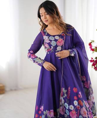 Women's Gorgeous Floral Printed Organza Silk Fabric Flared Anarkali Pant and Dupatta Set 2