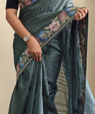 Green embroidery work puretussar saree with  blouse piece 3