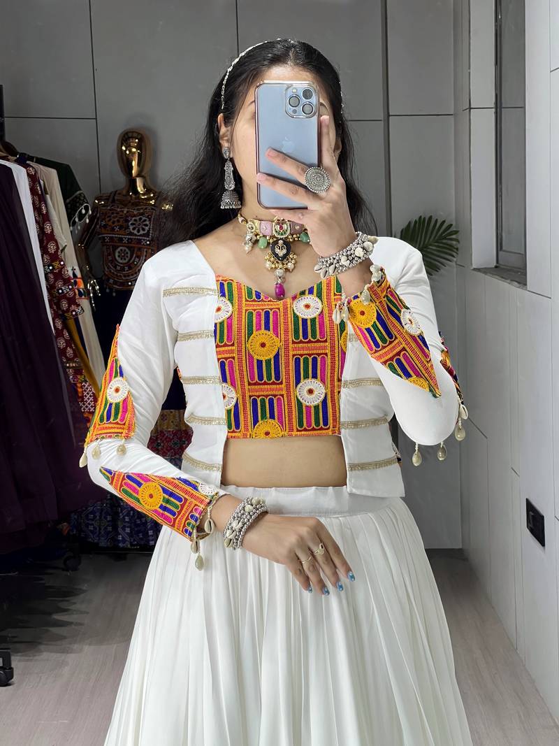 white ghaghra choli for navratri - full stitched free size