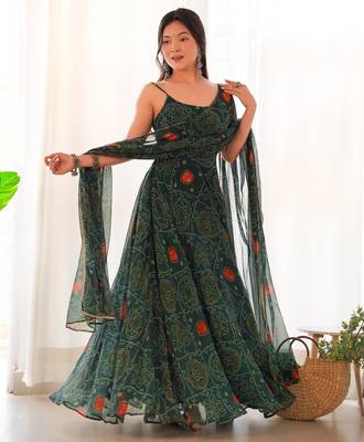 Women's Beautiful Printed Chiffon Bandhej Fabric Flared Anarkali Pant and Dupatta Set 4