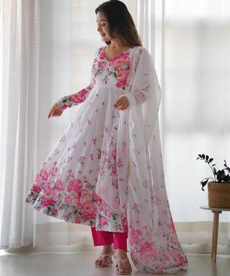 Women's Beautiful Floral Printed Organza Silk Fabric Flared Anarkali Pant and Dupatta Set 3