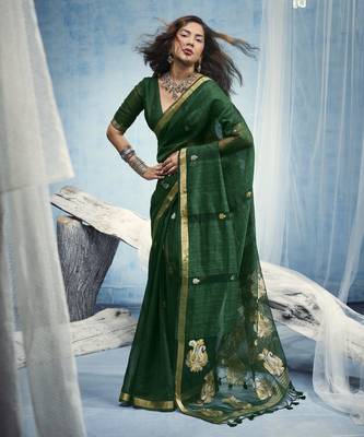 Green pure munga silk blend handloom saree with organza pallu 1