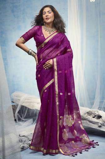 Magenta pure munga silk blend handloom saree with organza pallu