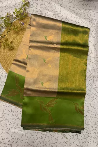 New Banarasi Soft Silk Blend Cream Color Woven Saree With Blouse Set For Women's