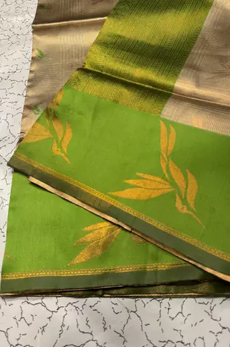 New Banarasi Soft Silk Blend Cream Color Woven Saree With Blouse Set For Women's