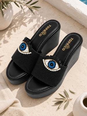 Black beaded faux leather platform slides for women 1
