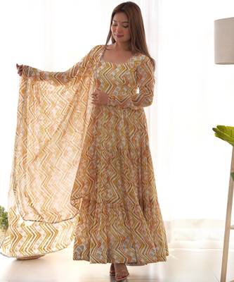 Women's Beautiful Printed Fox Georgette Fabric Flared Anarkali Pant and Dupatta Set 5