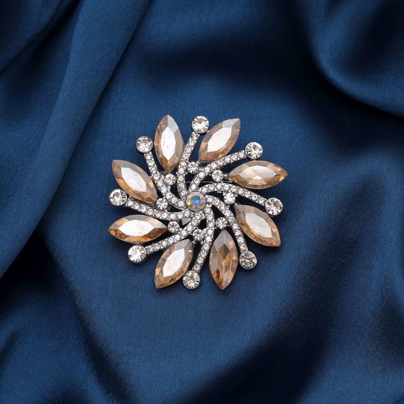 Light yellow color floral design brooch trendy style