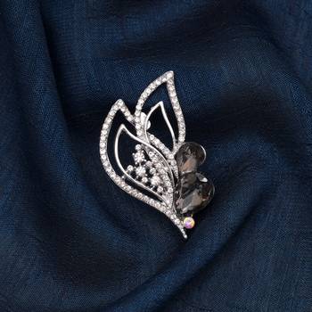 Black color leaf design brooch nature inspired design 2