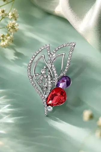 Multi color leaf design brooch modern fashion look