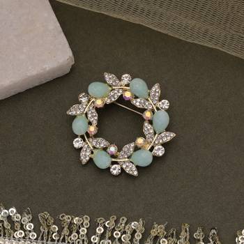 Pastel green color floral design brooch trendy wear 1