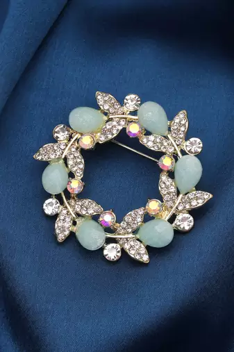 Pastel green color floral design brooch trendy wear