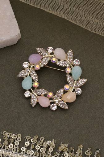 Multi color floral design brooch modern style