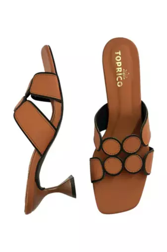 Tan geometric embellished artificial leather flared heel sandals for women