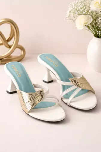 White leaf embellished artificial leather block heel sandals for women
