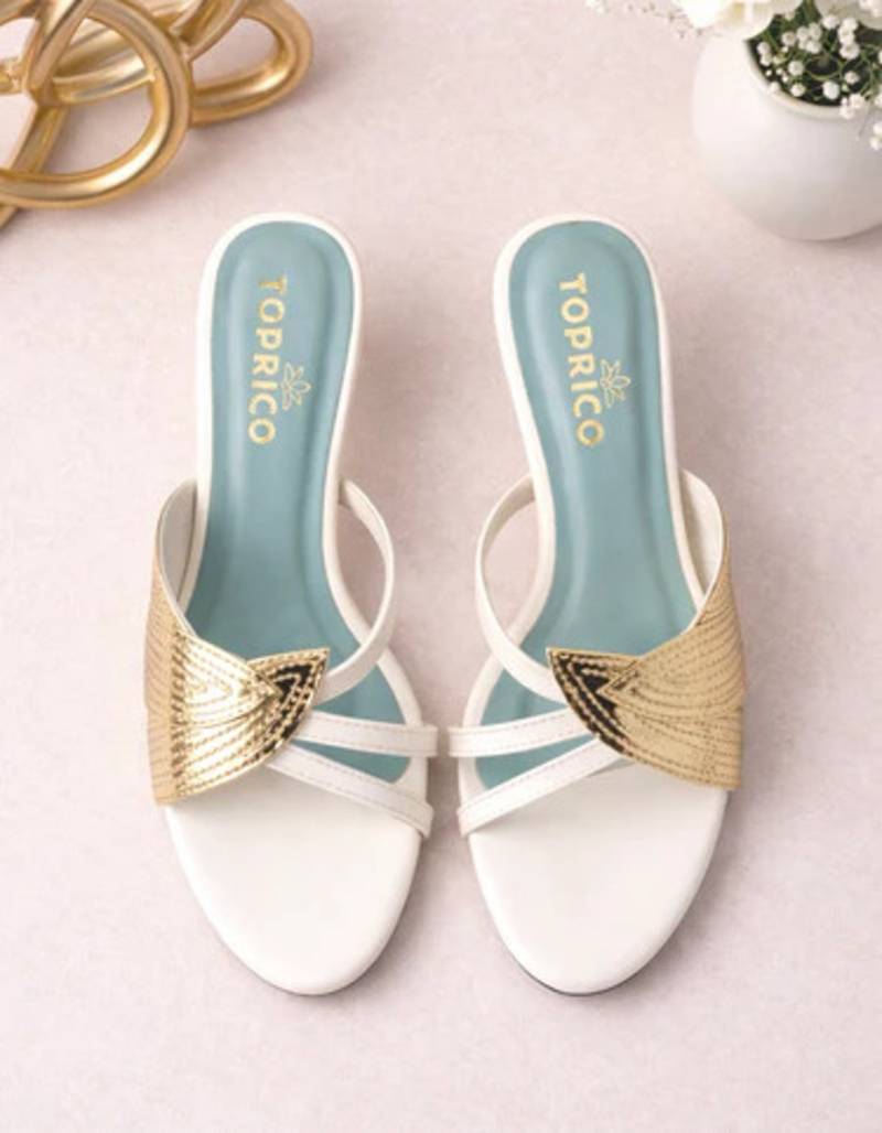 White leaf embellished artificial leather block heel sandals for women